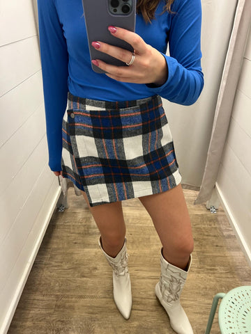 Into Fall Skort Black/Royal Blue